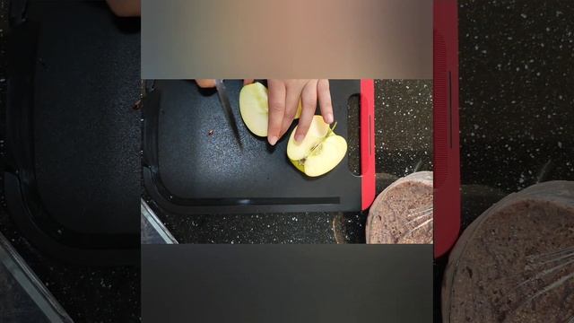 ПП ПИРОГ на овсяной муке с семенами льна и с яблоками.