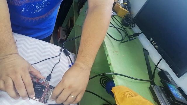 Wintel W8 Pro - Hard reset / Logic board discharge.