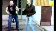 Танцы гопников возле подъезда