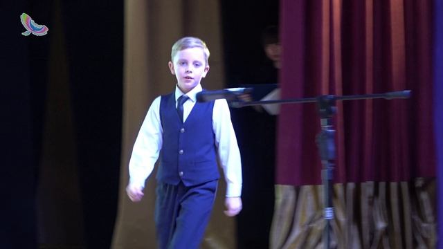 Конкурс чтецов "Времена года"
