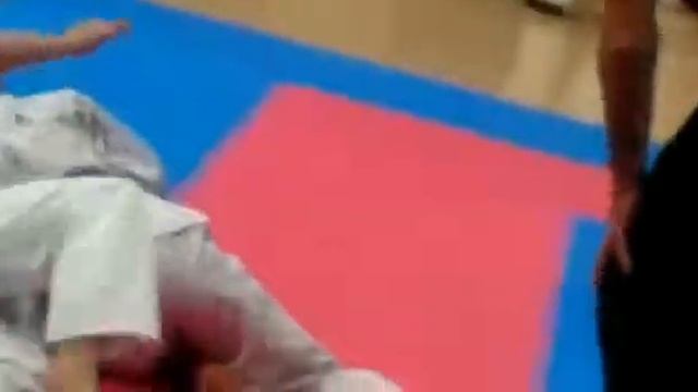 Hüseynin Dünya kubokunda vaxtından tez boğucu fendle bitirdiyi final döyüwü