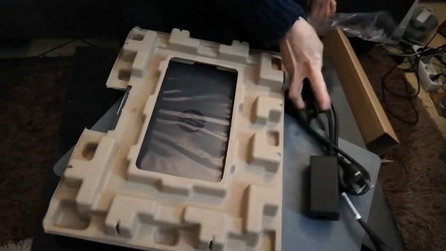 Unboxing HP 14S-DQ0074NF laptop Black Friday sale for only 180€ = 187$