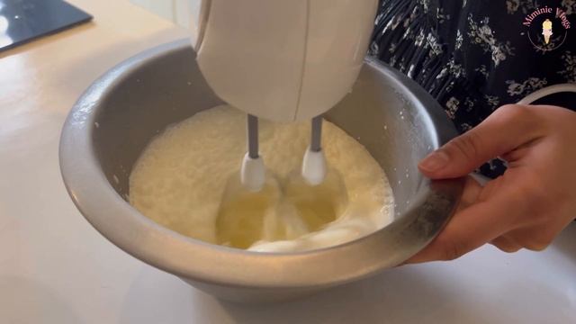 BAKING VLOG  | Baking a strawberry roll cake + recipe 🍓👩🍳