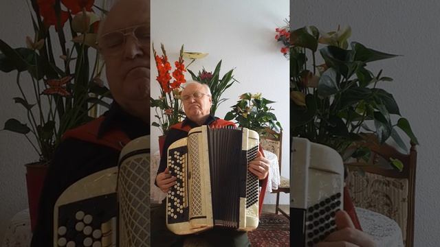 НА ресницах твоих...