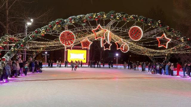 Я очень люблю фигурное катание. Фестиваль Winter Fest 2025 от Ильи Авербуха в Саду Эрмитажа.