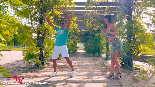 Salsa dancing 4K on Marc Anthony - Mala