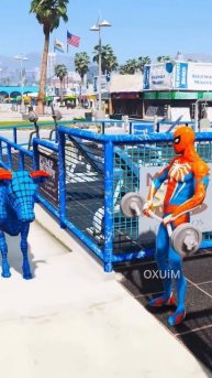 SPIDER-MAN SAVES SPIDER-COW & SPIDER-LION FROM VENOM (GTA V SHORTS) 🕷️ 🐮 #gta5 #shorts