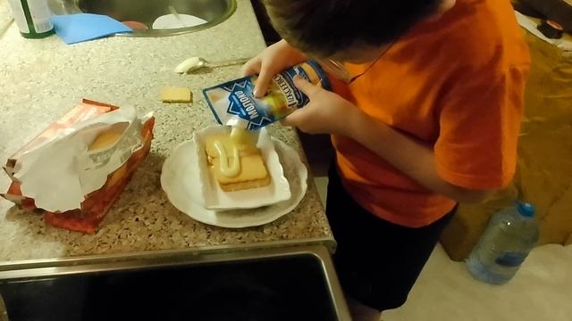 готовлю пирожное из печенек