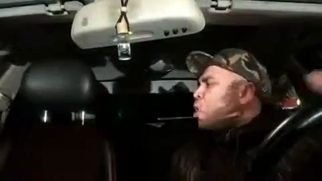 Прикол Пацаны все трое подкаблучники