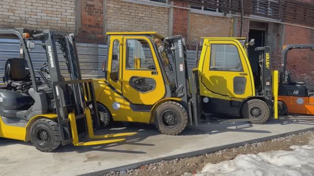 Вилочные погрузчики с наработкой