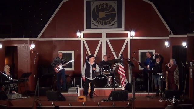 Sam Brannan and Melissa Evans sing The Thunder Rolls at The Gladewater Opry 11 25 17