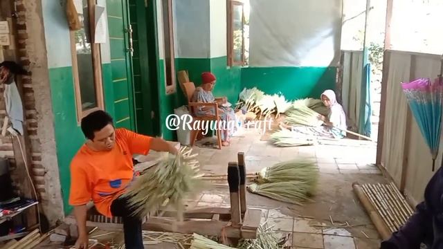 Sorghum broom from Purbalingga Indonesia with the high quality! WORLDWIDE SHIPPING!!!