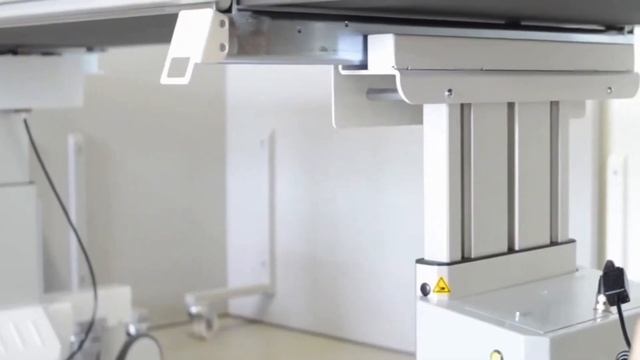 Цифровой рентгеновский аппарат ЭЛЕКТРОН с мобильным столом
