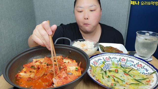 집밥 먹방 스팸두부조림&호박부침개&깻잎김치 ♥ 리얼사운드 ASMR MUKBANG Eating show Real sound