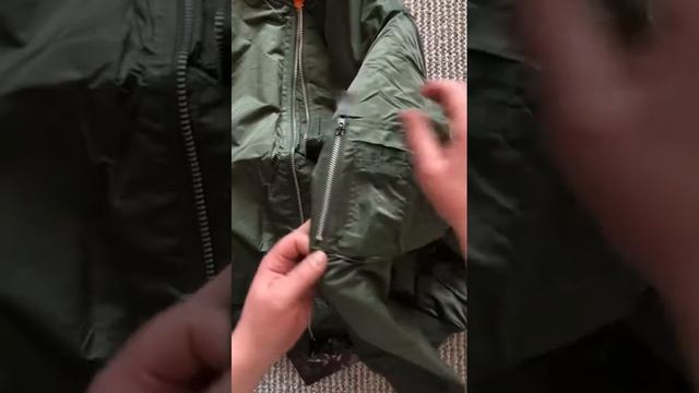 Куртка бомбер моделі «Пілот»