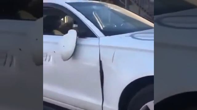 Изменил жене