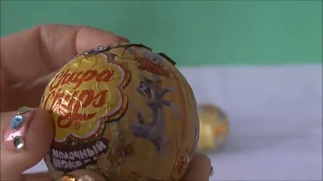 Открываем шоколадный Чупа Чупс с игрушками. Open chocolate Chupa Chups with toys