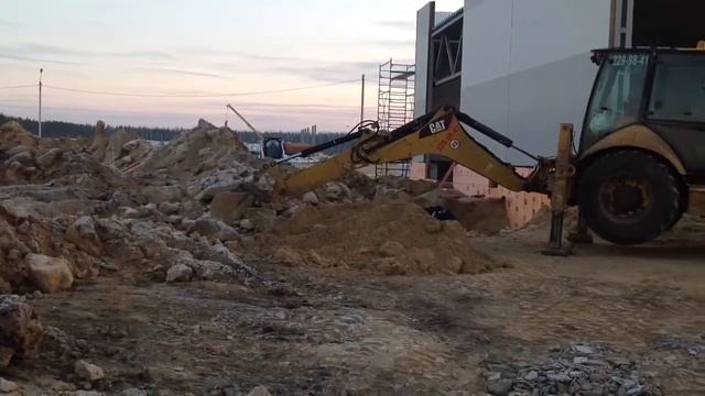 Caterpillar 428e прогрев трансмиссии