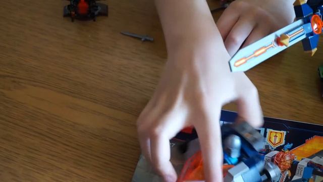 Lego 70327 Nexo Knights Королевские доспехи