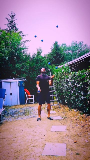 6 ball #juggling