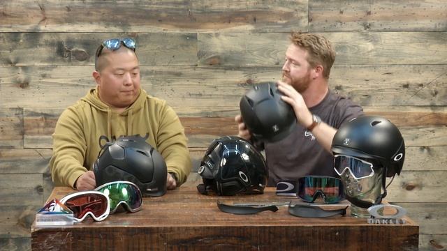 2018 Oakley Mod 5 vs Mod 3 Helmets - Comparison - TheHouse.com