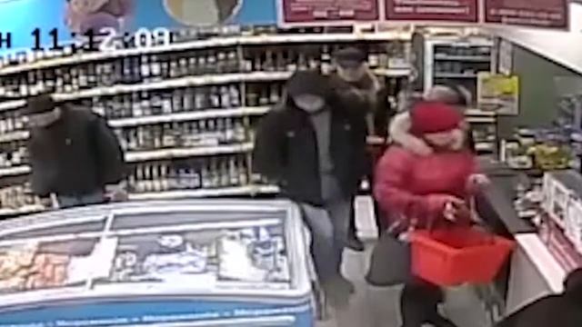 Как воруют в магазинах Ельца