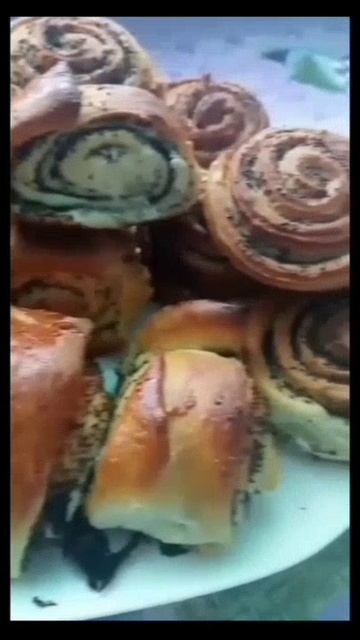 😍 🥐 🥨