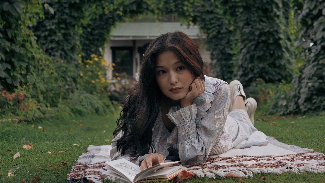 Я не хочу. Первый вариант песни. Сравните со вторым на моём канале.