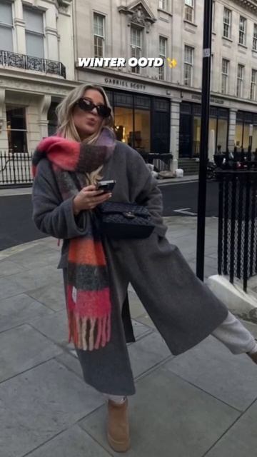 Women winter outfit ideas, casual, minimal, fall, simple, neutral, easy ootd #shorts #outfitideas