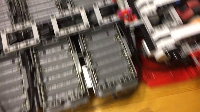 The LEGO Skateboard : A closer look at it's design