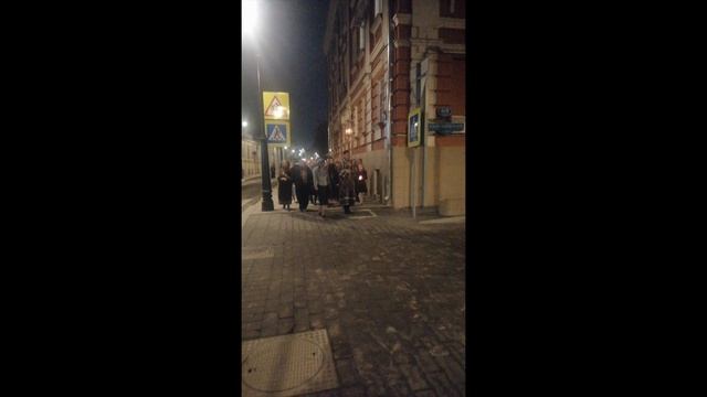 Фрагменты службы и крестного хода в Великую Пятницу