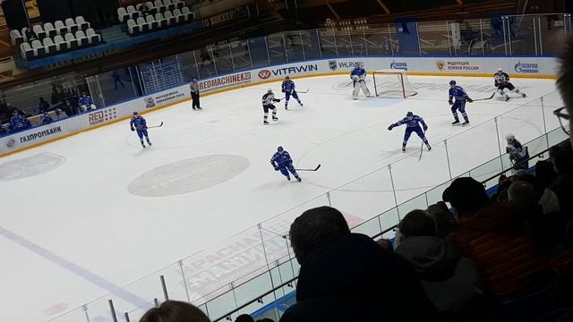 Хоккейный город