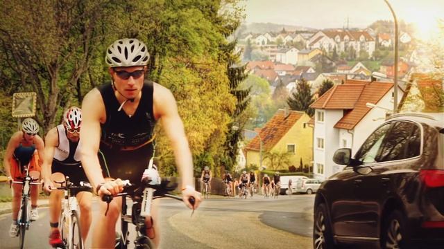 Impressionen vom Triathlon-Auftakt in Deutschland: 26. Volks- & Raffeisenbank Citytriathlon Amberg