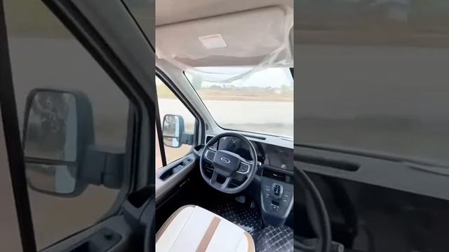 Китайский автобус с балконом, что за тусовки там будут устраивать