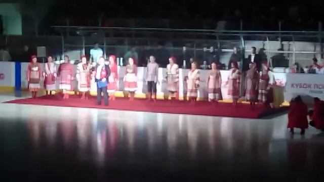 Глазов. Бурановские бабушки на открытие соревнования по хоккею юношеских команд