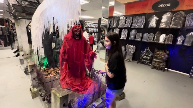 Fomos em uma loja de halloween nos Estados Unidos