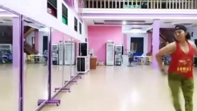AVA MAX | OMG what's happening | Zumba | Dance Fitness | Nyaak nanda