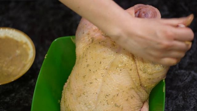 Утка запеченная с яблоками и апельсинами