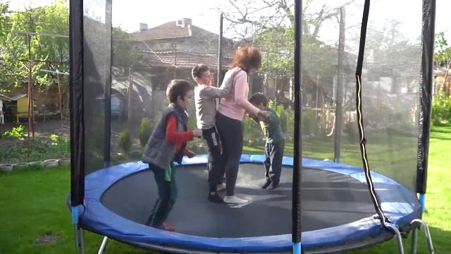 Забавление на открито с батут Buba 10FT
