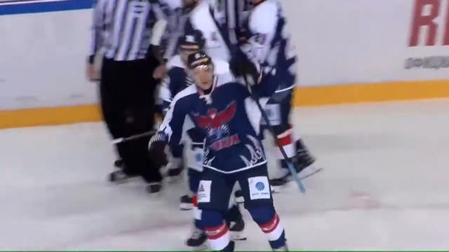 Празднование гола в стиле Дзюбы!