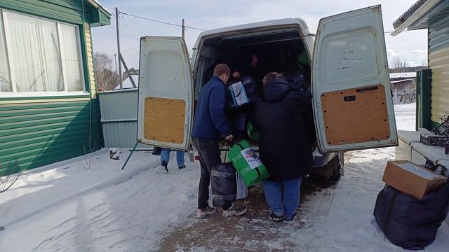 Волонтеры п. Новый. Отправка на фронт антидроновых одеял, гумманитарной помощи, маскировочных сетей