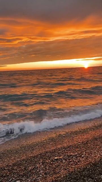 Абхазия. Гагры. Черное море. Закат. #море #абхазия2023 #закат #shorts #shortsvideo  #video