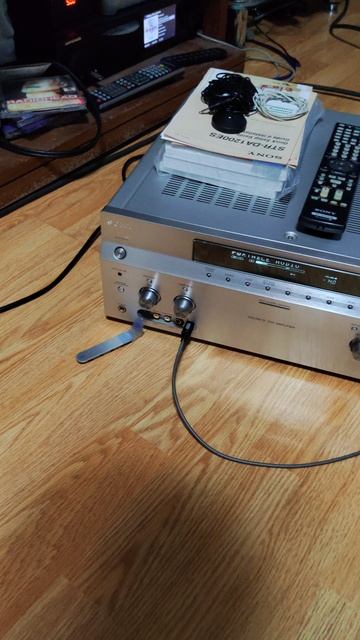 Покупаю часы и аудиотехнику hi-fi за нал сразу тел.89117229793 в продаже усилитель -цап sony str-da1