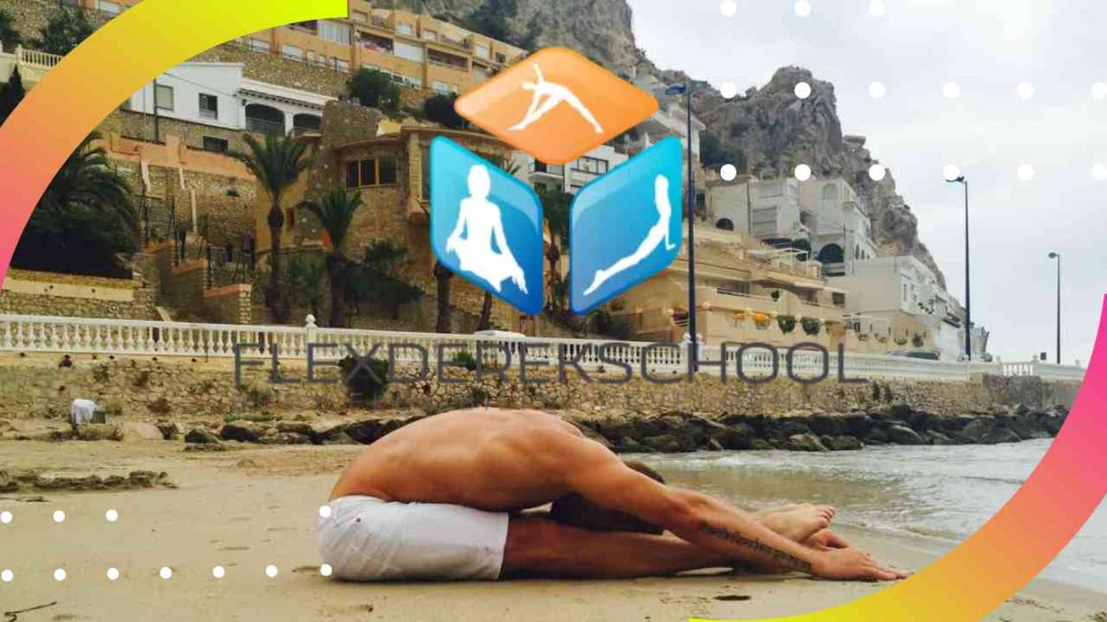 Как сделать "СКЛАДКУ" - развитие гибкости тела. Учу не по книгах - а по своему опыту. На фото - я.