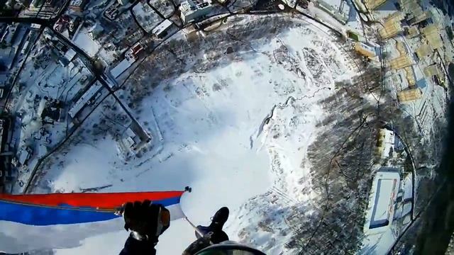 Показательные прыжки с парашютом Центра "Лидер"