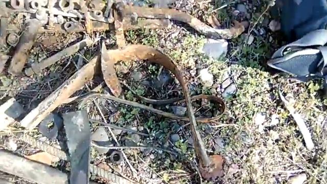 МНОГО ЖЕЛЕЗА НА ПОИСКОВОЙ МАГНИТ НАШОЛ
