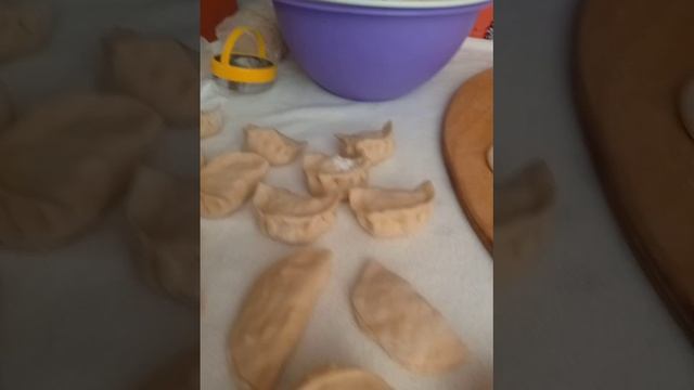 делают пельмени с картошкой
