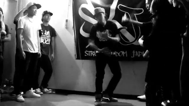J WOWZ@KOB vo.l 6//R1