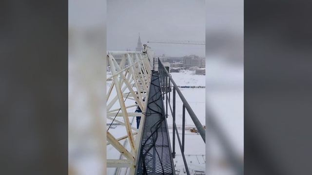 С высоты башенного крана Башенный кран!!! Монстр!!! Tower crane.