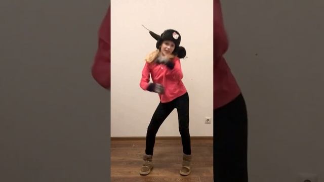 Мама, я в шапке! 🤪